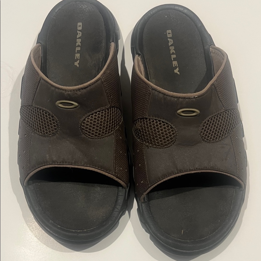 Oakley Men’s Brown & Black Slide Sandals - Open Toe Slip-On